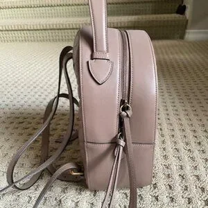 Gucci | Bags | Gucci Beige Calfskin Matelasse Gg Marmont  display picture 1
